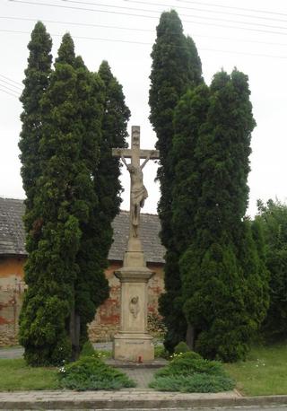 Kříž z r. 1909.JPG