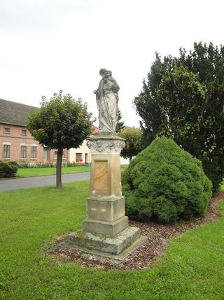 Socha sv. Josefa.JPG