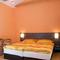 room-orange.jpg