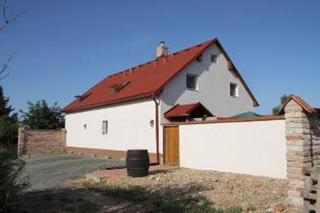 01-ubytovani-brezi-penzion-zvenku.jpg