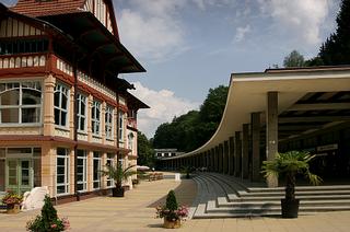 Luhačovice - stavby architekta Dušana Jurkoviče