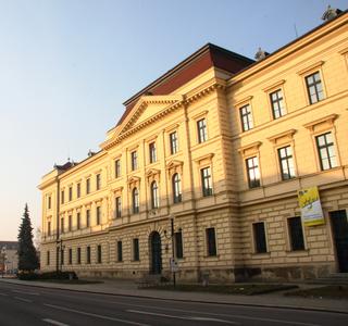 Bývalý Justiční palác na Všehrdově ulici
