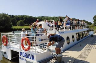 Výletní loď Morava