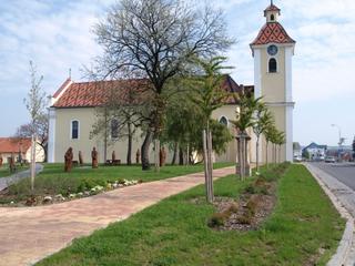 kostel sv. Petra a Pavla v Kunovicích