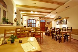 pizzahallo-01.jpg