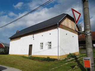 798px-Zlámanec,_č.p._37_(1).JPG