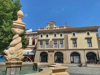 Barokní kašna Masarykovo náměstí