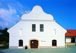Bavory – vinařství Tanzberg Mikulov, a.s.
